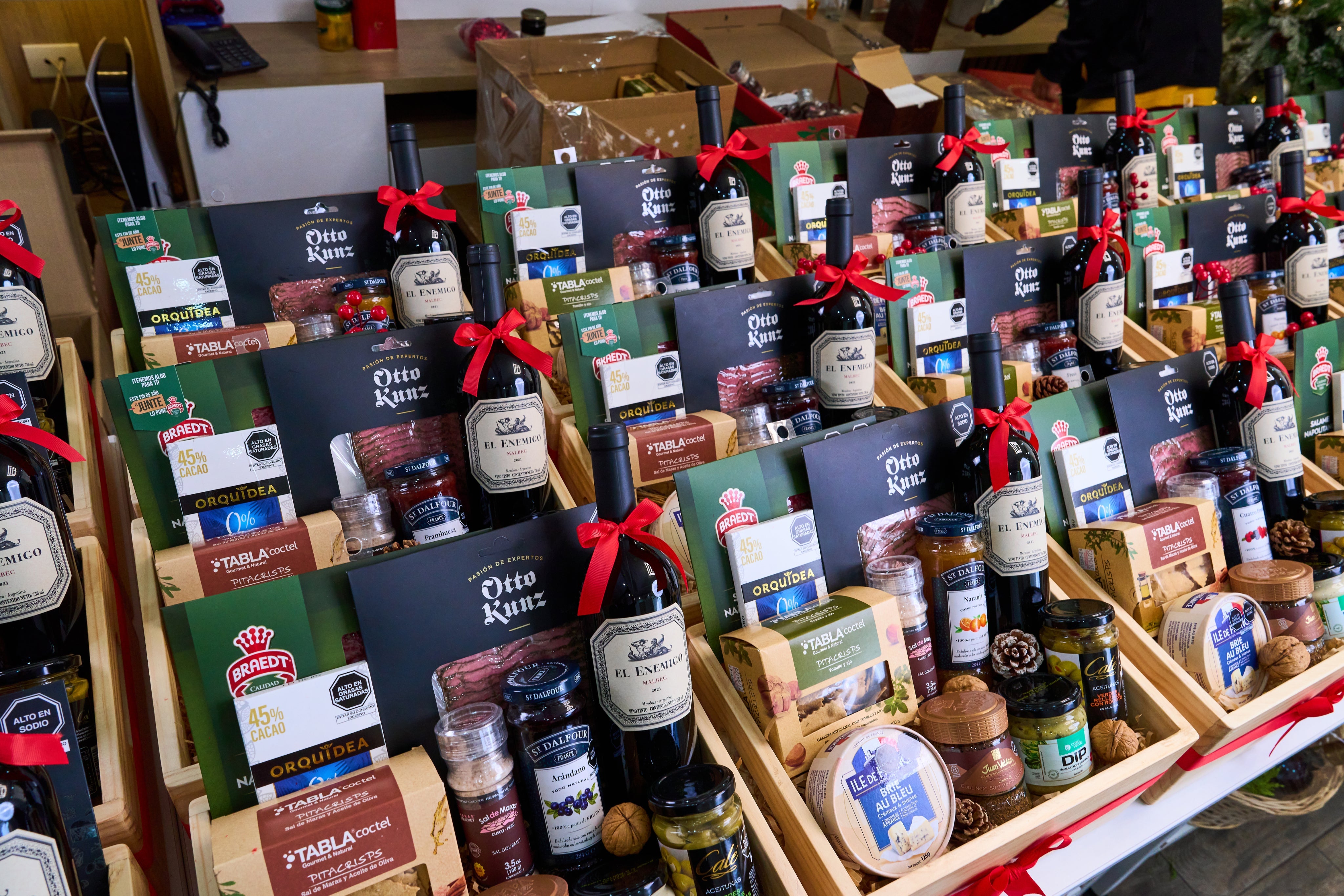 ¿Qué contiene una canasta navideña en Perú y cómo se arma? Estos son los artículos imprescindibles.